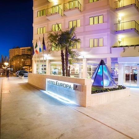 Hotel Europa Latina Esterno foto