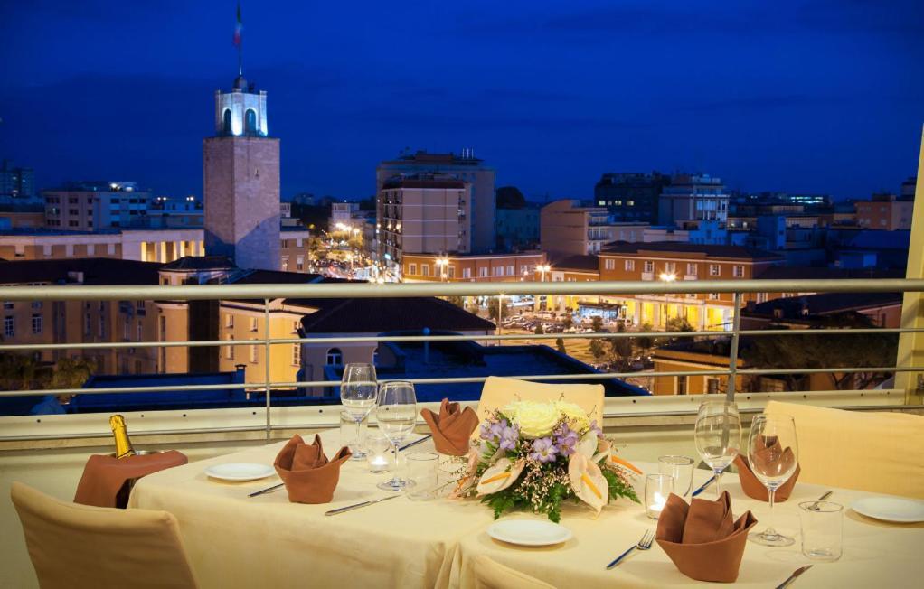 Hotel Europa Latina Esterno foto