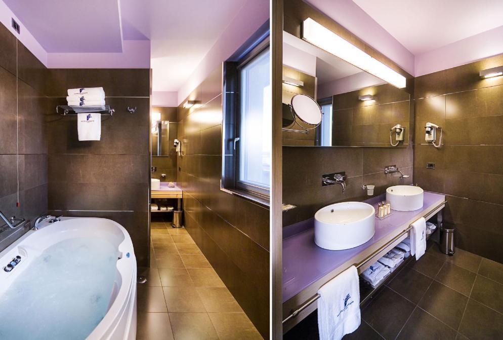 Hotel Europa Latina Esterno foto